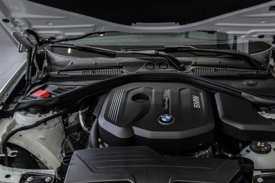 BMW 118i - Hình 19